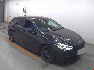 BMW 118d 'MSport Pure Black' | 2020/'21 | 20 TURBO DIESEL | AUTOMATIC | TOP SPEC. | LIKE NEW