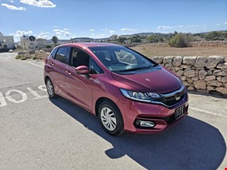 HONDA FIT HYBRID *FACELIFT* | 2018/'19 | AUTOMATIC | FULL EXTRAS | LIKE NEW