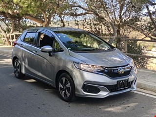 HONDA FIT HYBRID *FACELIFT* | 2019/'20 | AUTOMATIC | FULL EXTRAS | LIKE NEW